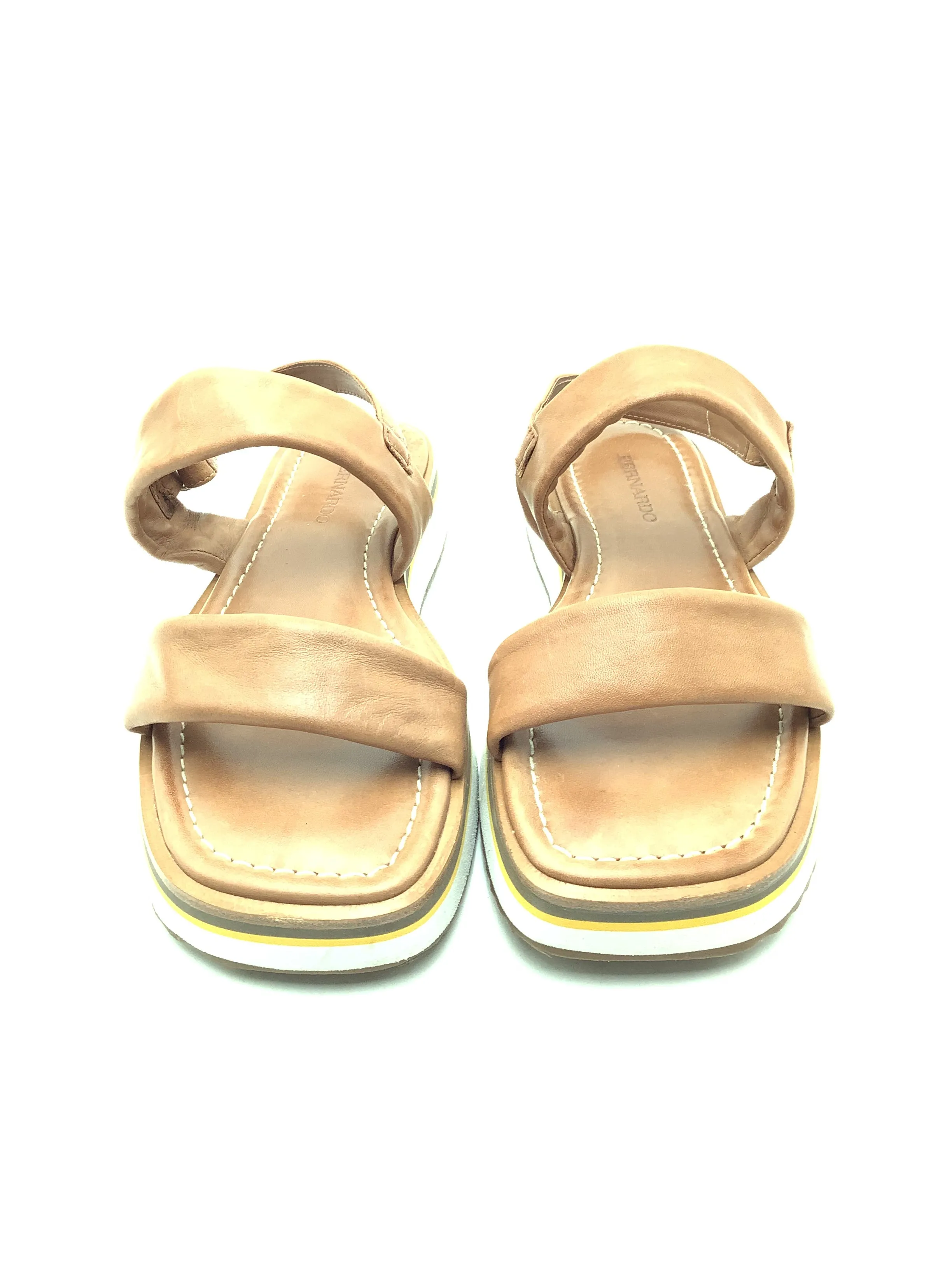 Bernardo Catherine Flat Sandals Leather Neutral Size: 8.5