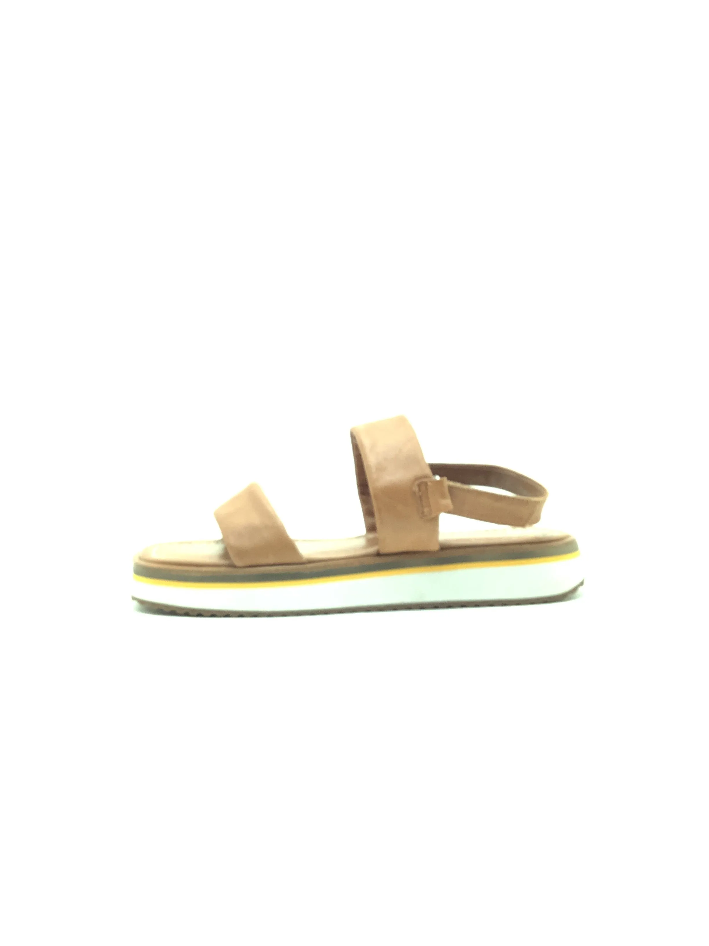 Bernardo Catherine Flat Sandals Leather Neutral Size: 8.5