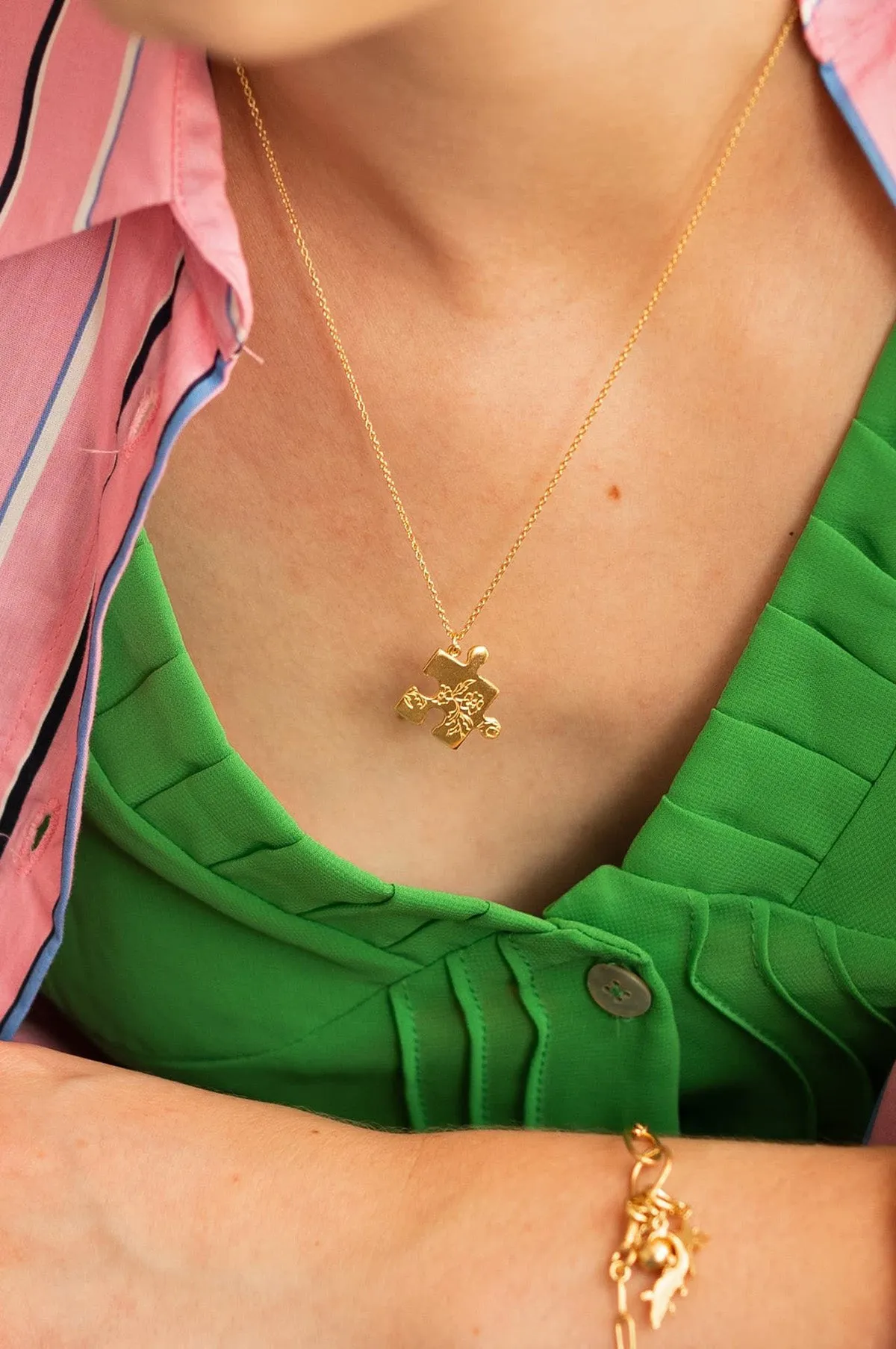 Floral Puzzle Piece Necklace Gold