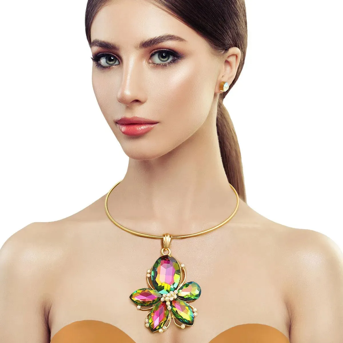 Get Noticed with Combination Pink and Green Flower Necklace