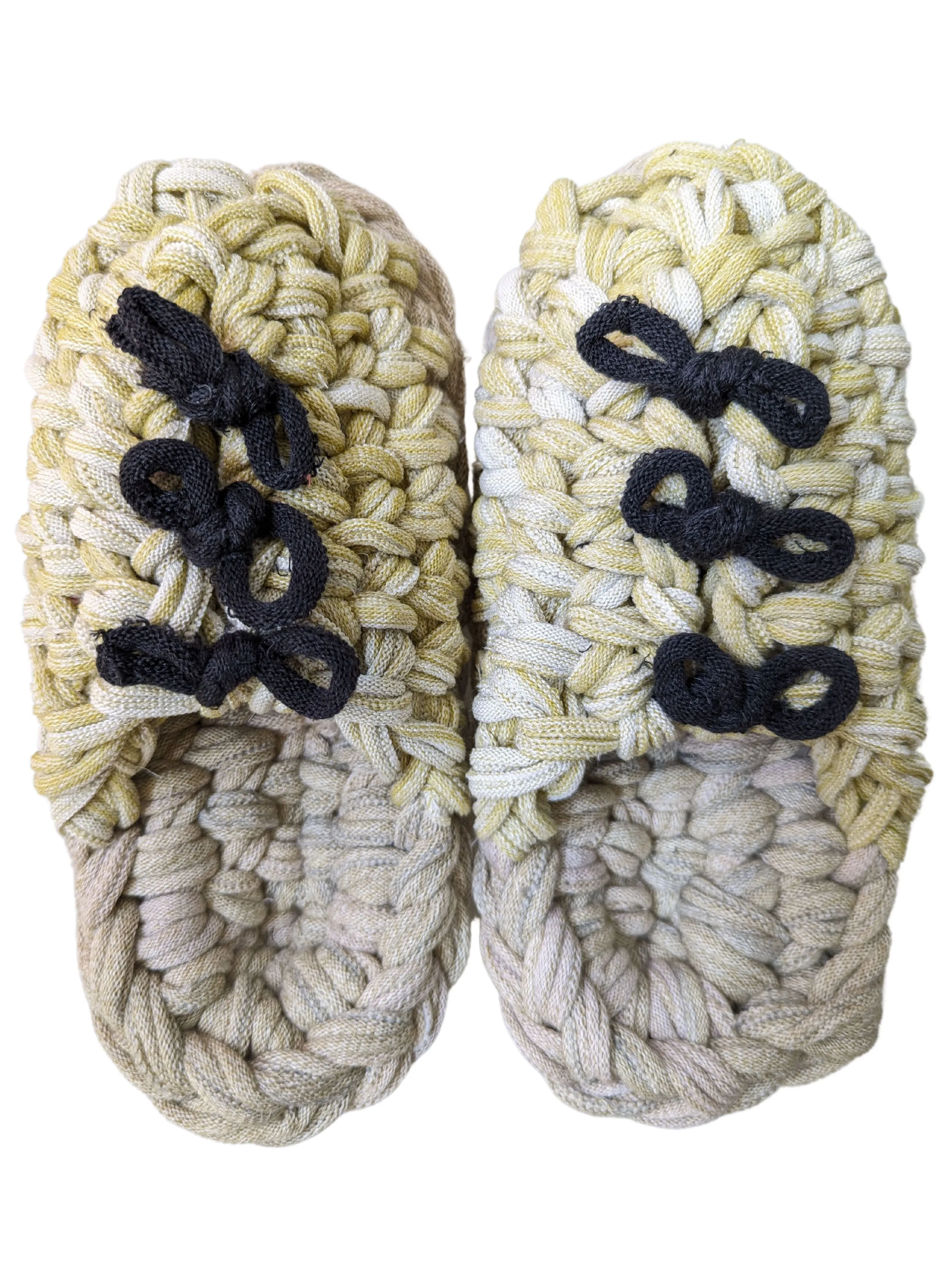 Medium | Knit up-cycle slippers 2024-M53 [Medium]