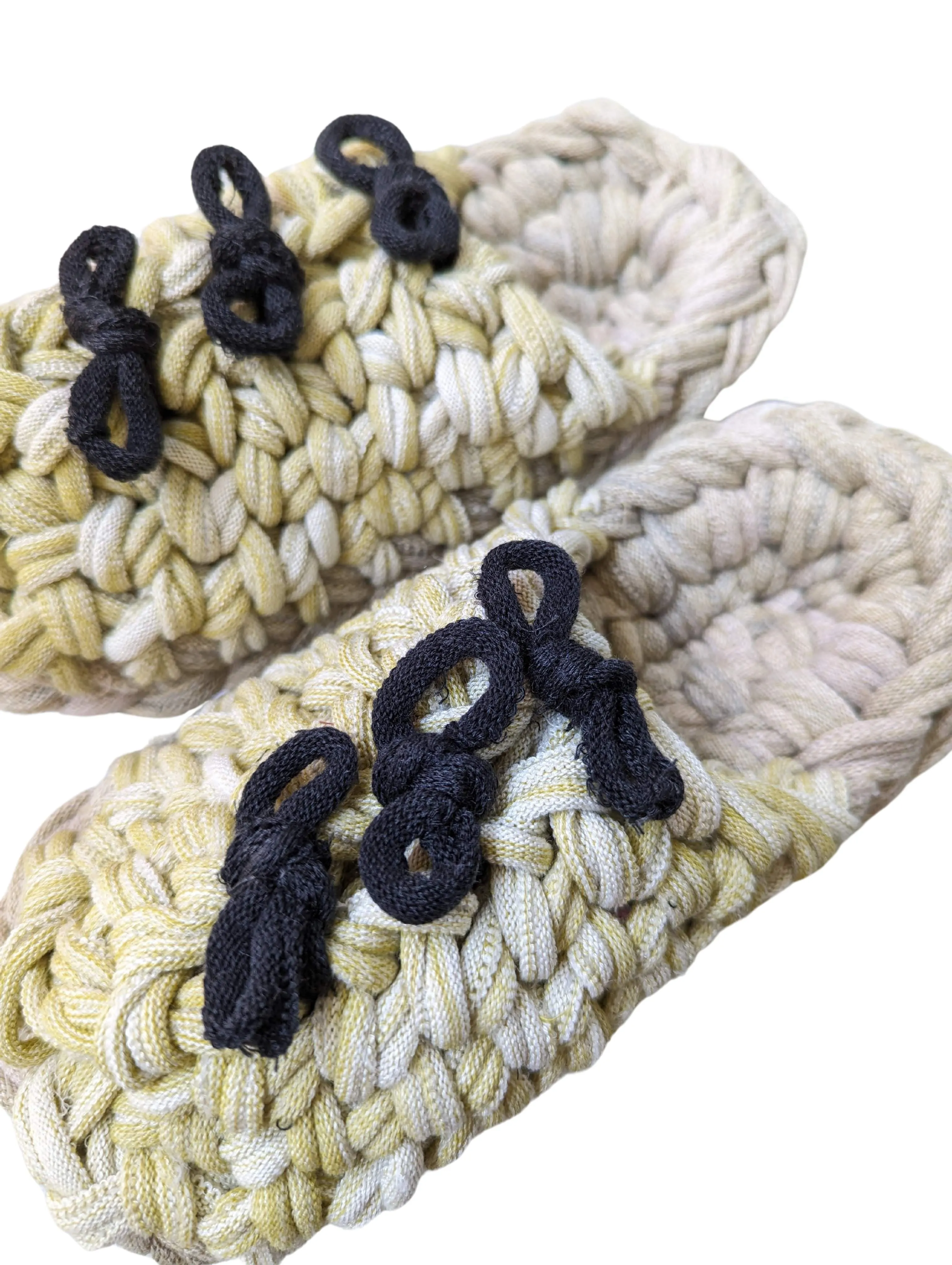 Medium | Knit up-cycle slippers 2024-M53 [Medium]