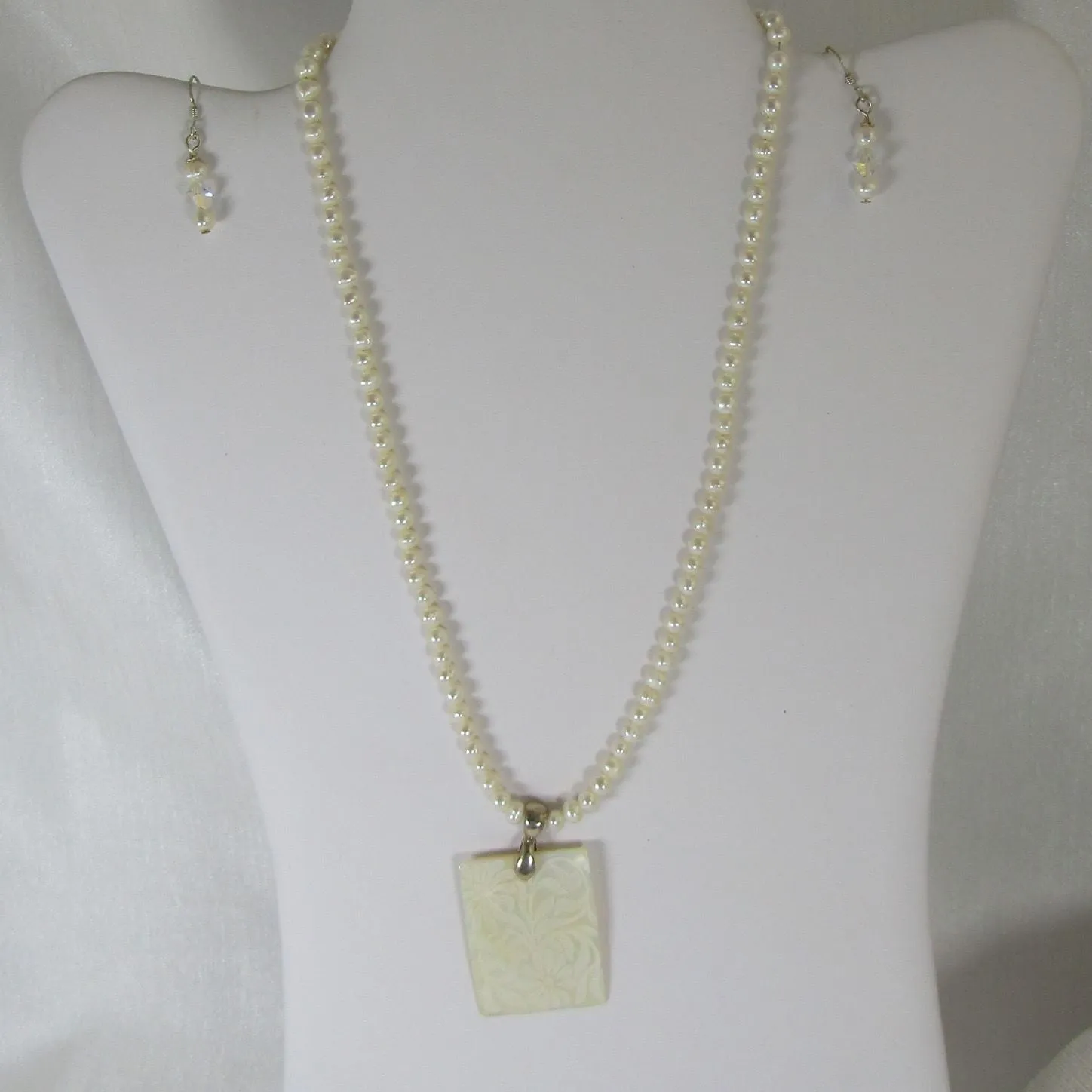 Mother of Pearl Necklace and Earrings _ Jewelry Set