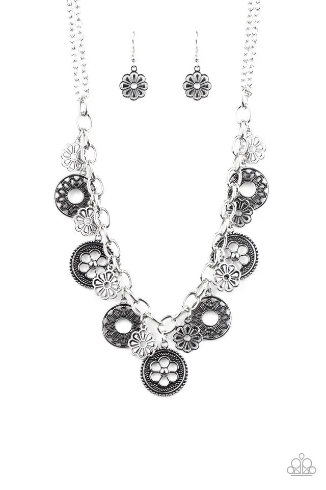 Paparazzi Necklace ~ Meadow Masquerade - Silver